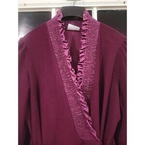 Burgundy Purple Velour Longsleeve Robe Satin Ruffle Trim Pocket Belt Medium VTG